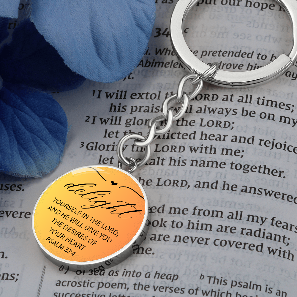 Personalized Engraved Bible Verse Circle Pendant Christian Keychain Gift - Delight Yourself in the Lord Psalm 37:4